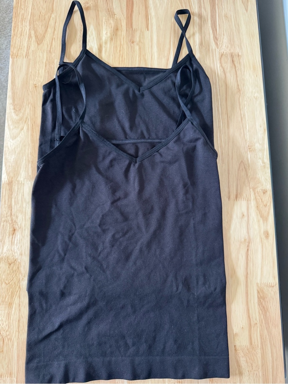 Set of 2 Halogen Black V-Neck Spaghetti Strap Compression Camisoles Small - Picture 2 of 5